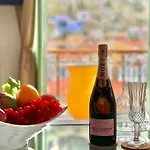 Apartment “athenas” Neoclassic Harbour View Symi