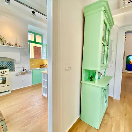 “athenas” Neoclassic Harbour View Appartement