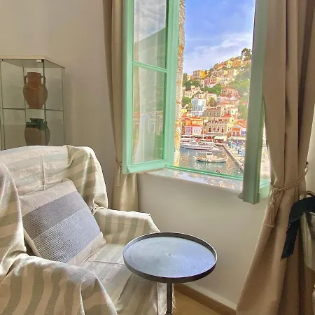 Διαμέρισμα “athenas” Neoclassic Harbour View *