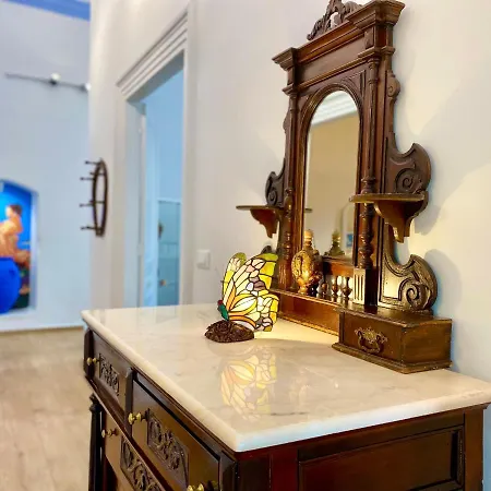 “athenas” Neoclassic Harbour View *