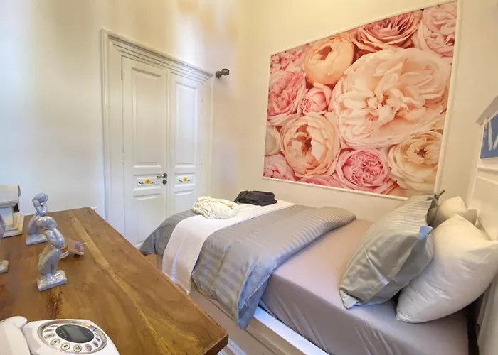 “athenas” Neoclassic Harbour View Appartamento Sými