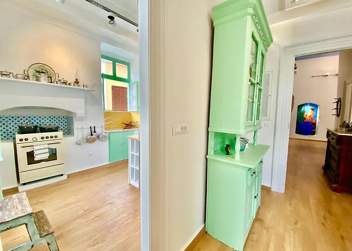 “athenas” Neoclassic Harbour View Appartamento